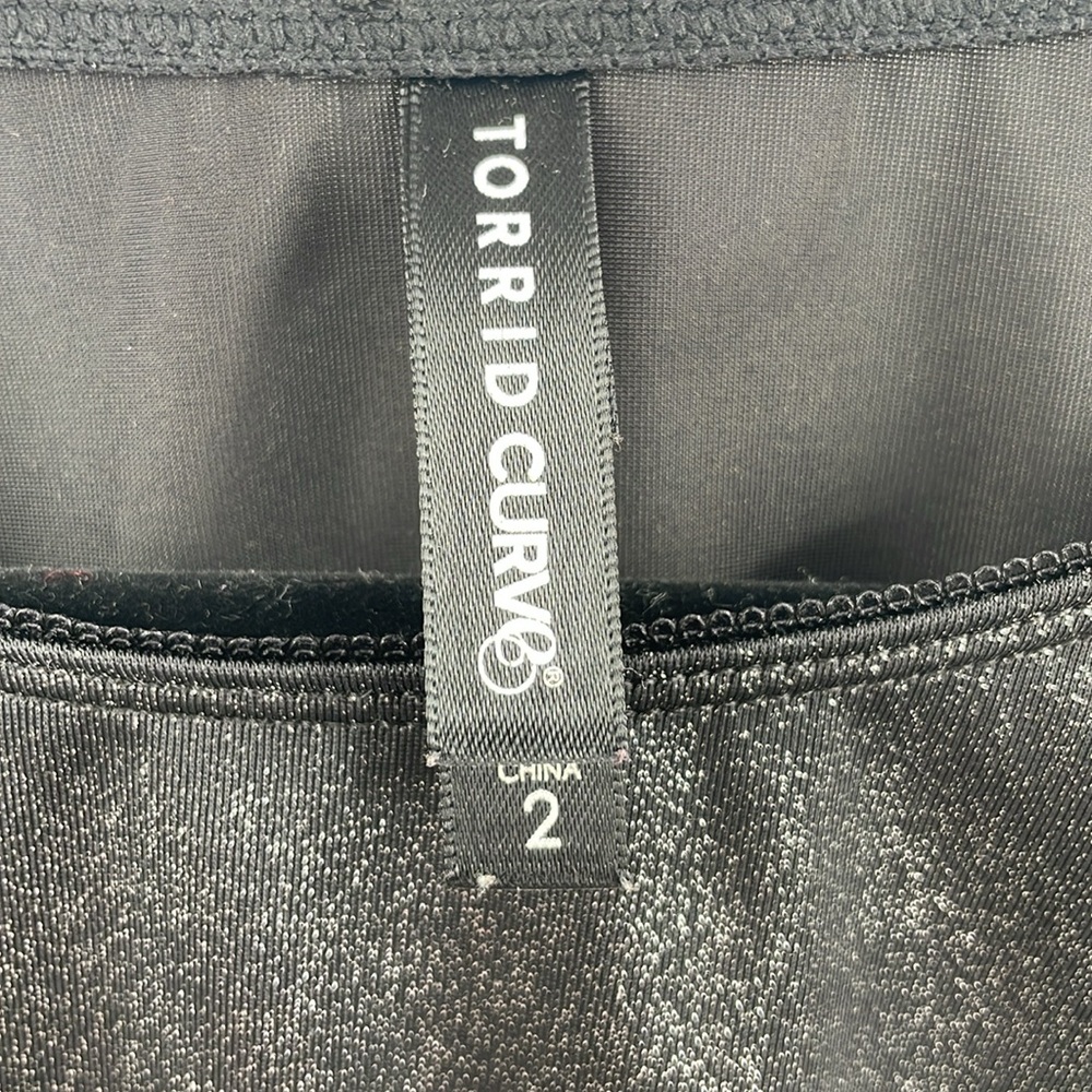 Torrid Curve 2x Shimmery Sparkly Fun Crop Top Ela… - image 4